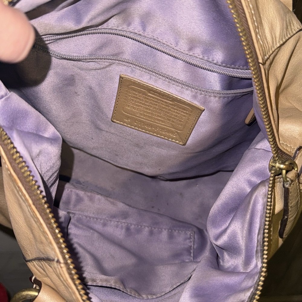 Coach leather satchel bag. Beige/Taupe shoulder purse brass hardware F15445 - Picture 7 of 11
